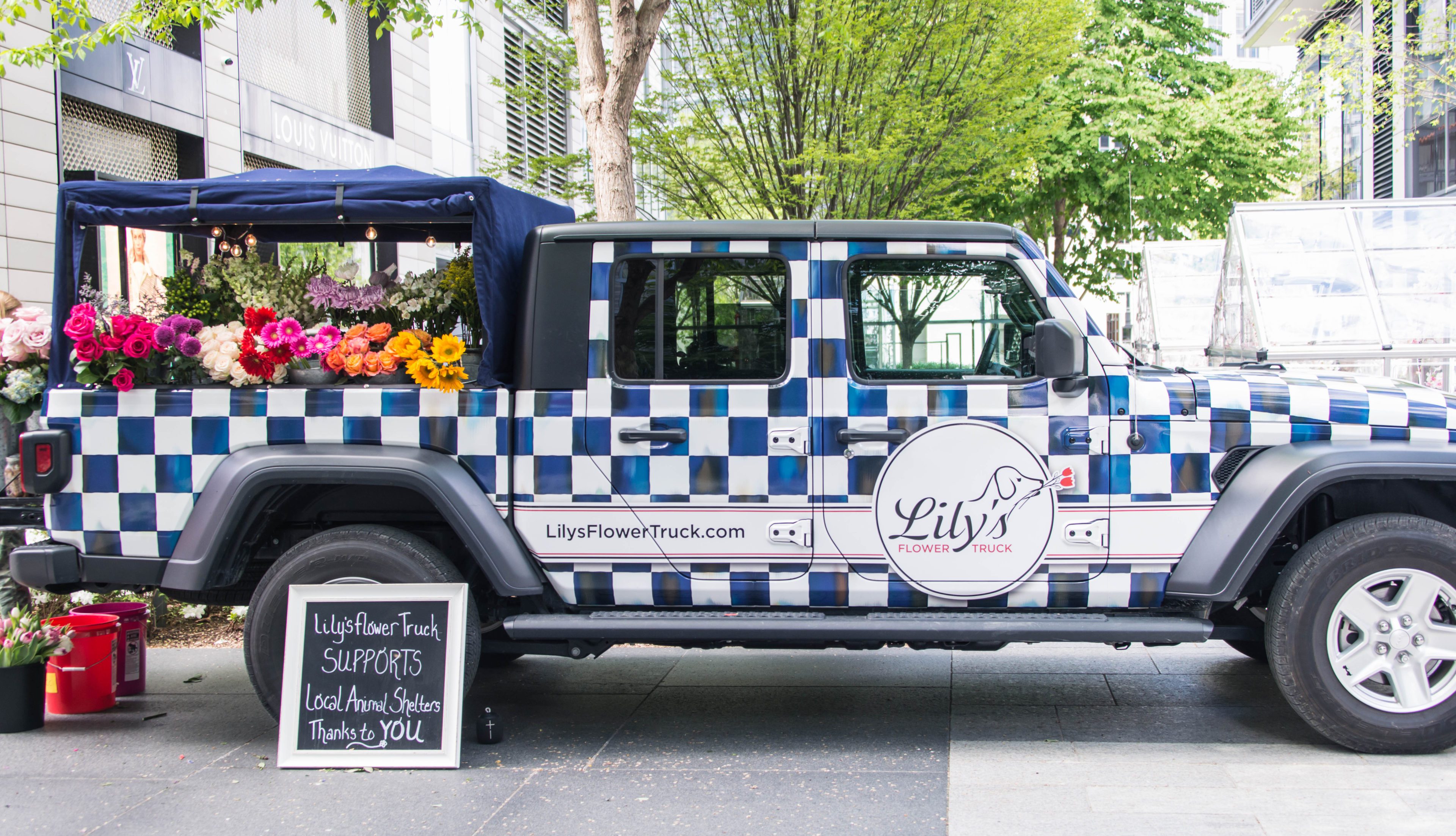 Lily’s Flower Truck CityCenterDC